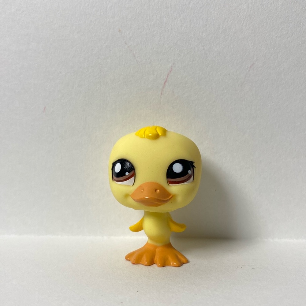 Littlest pet shop duck